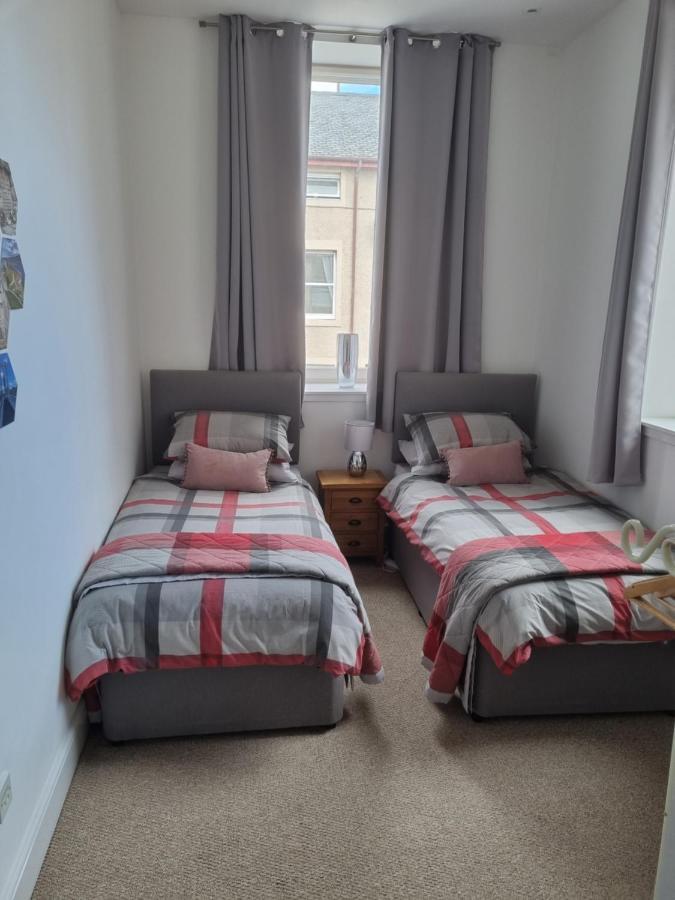 Stunning Spacious Apartment On River Ness Inverness Buitenkant foto