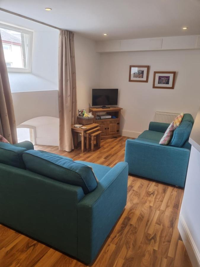 Stunning Spacious Apartment On River Ness Inverness Buitenkant foto