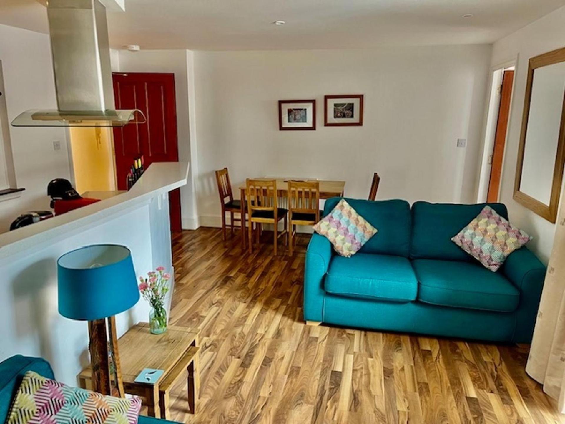 Stunning Spacious Apartment On River Ness Inverness Buitenkant foto