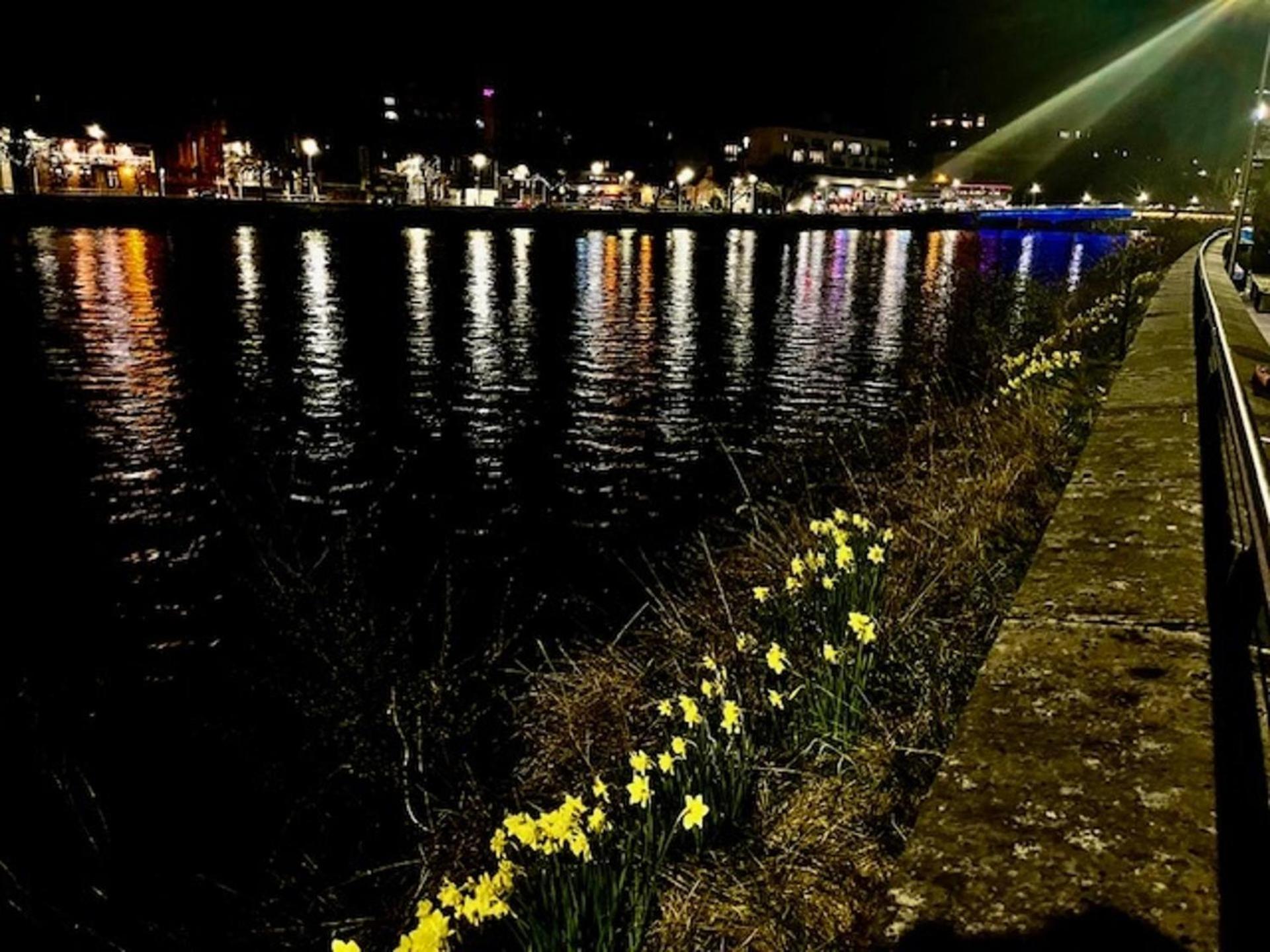 Stunning Spacious Apartment On River Ness Inverness Buitenkant foto